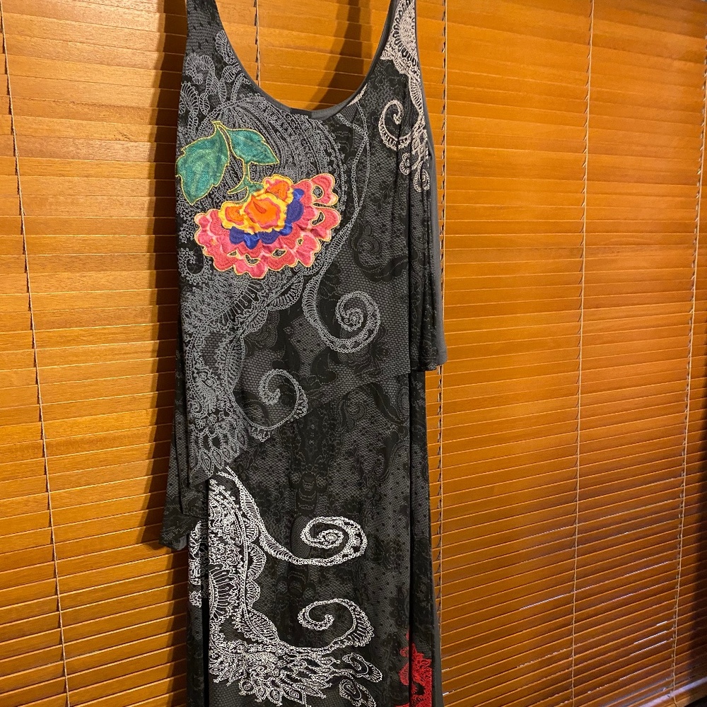 (16” below bra line).  17” bust!  Stretchy material & overlay is 18” across)